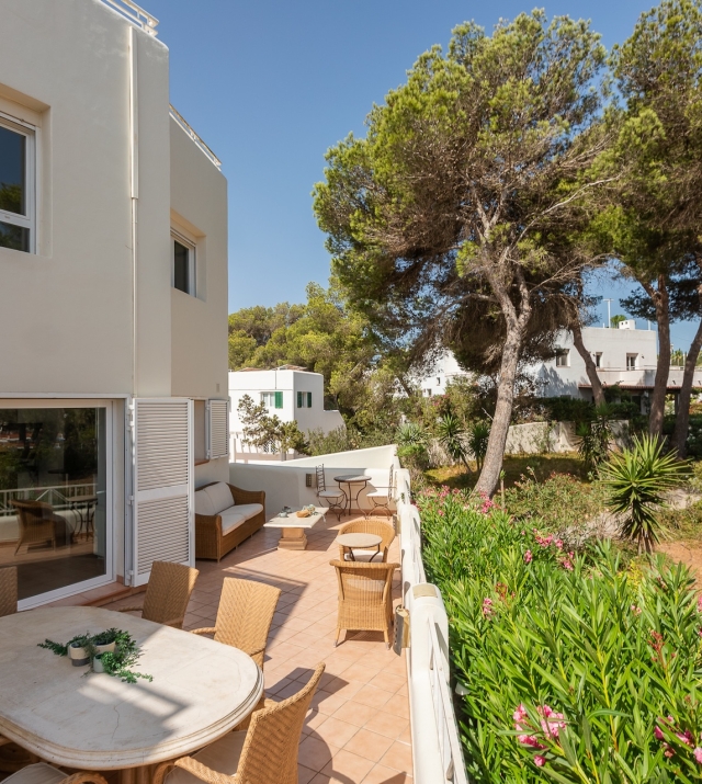 Resa Estates townhouse Ace sea views te koop sale exterior.jpg